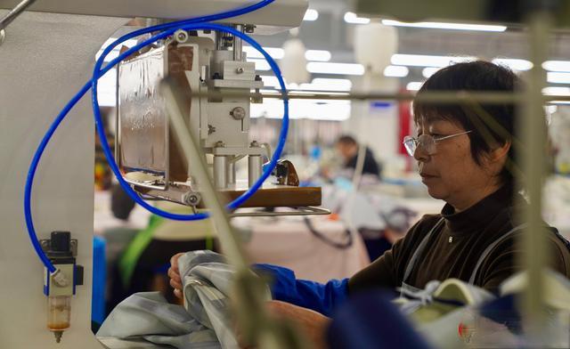 台州冲锋衣工厂揭秘:高质量与低价格背后的秘密